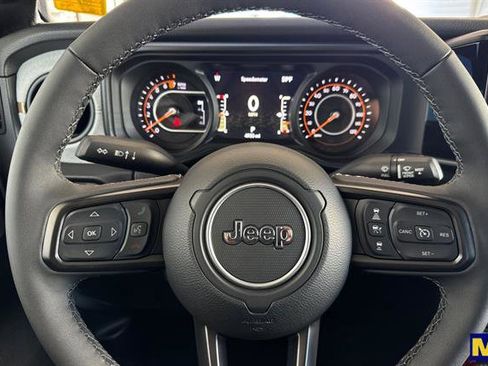 Used 2025 Jeep Gladiator Willys image 26