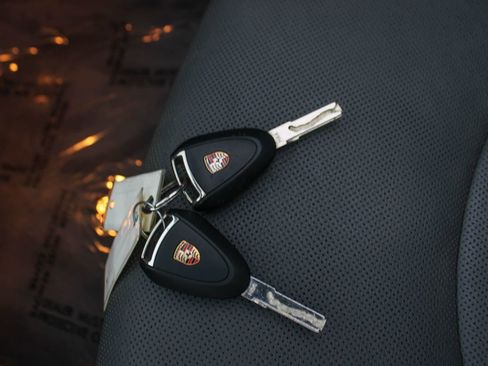 Used 2010 Porsche 911 Carrera S image 29