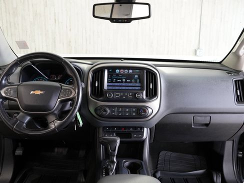 Used 2016 Chevrolet Colorado Z71 image 15