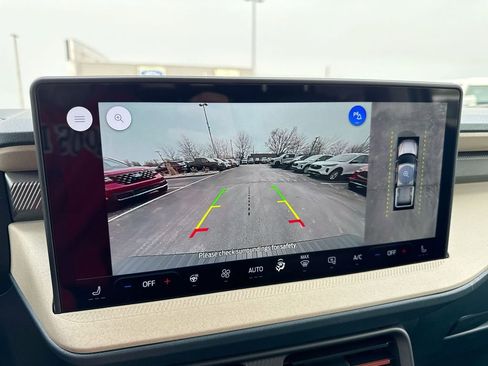 New 2026 Ford Maverick Lariat w/ 4K Tow Package image 16