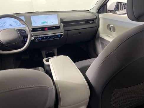 Used 2022 Hyundai Ioniq 5 SE image 17