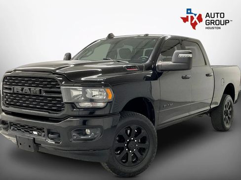 Used 2023 RAM 2500 Big Horn w/ Night Edition AWD/4WD image 3