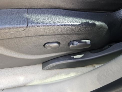 Used 2014 Buick Encore Convenience FWD image 18