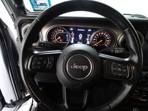 Used 2020 Jeep Gladiator Sport w/ Quick Order Package 24S AWD/4WD image 6