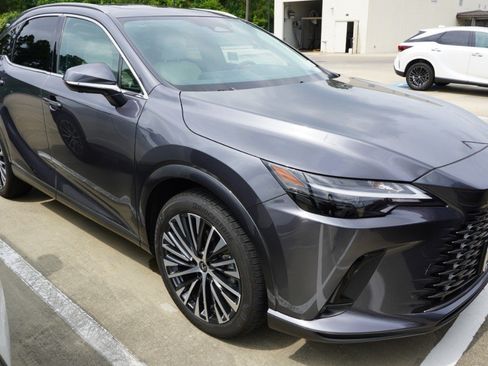 Certified 2025 Lexus RX 350 Premium Plus w/ Accessory Package (Z1) FWD image 3