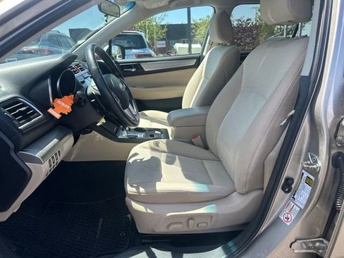 Used 2016 Subaru Outback 2.5i Premium AWD/4WD image 12