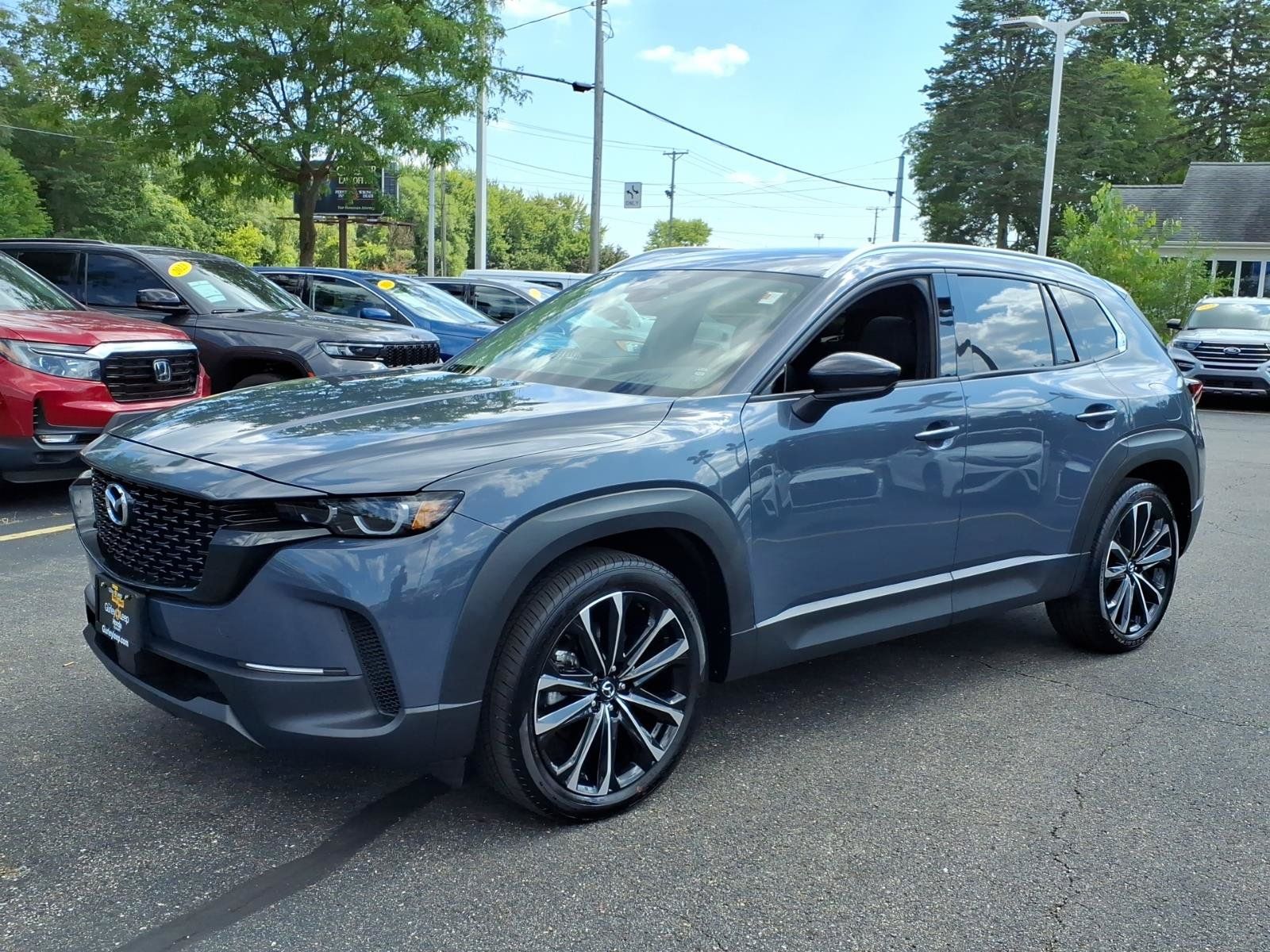 Used 2025 MAZDA CX-50 AWD 2.5 S w/ Premium Plus Pkg image 3