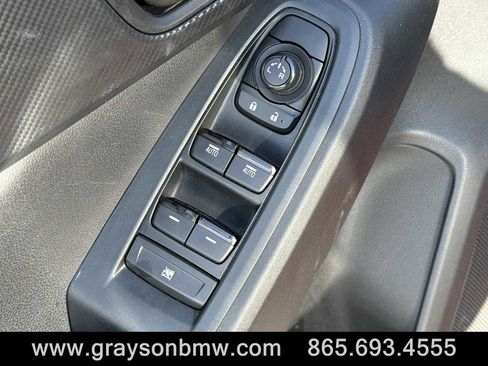 Used 2024 Subaru Crosstrek 2.0i Premium image 13