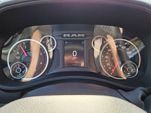 New 2026 RAM 2500 Big Horn AWD/4WD image 23