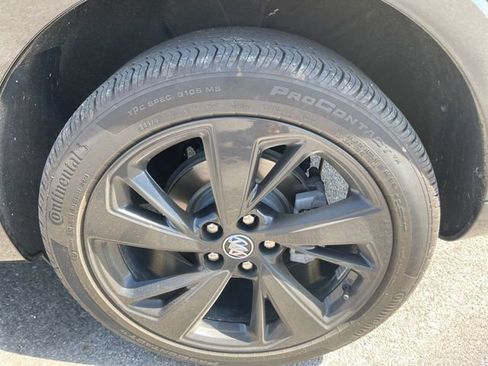 Used 2023 Buick Envision Essence w/ Sport Touring Package AWD/4WD image 11