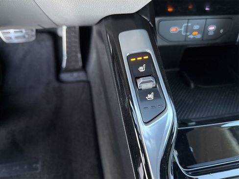 New 2025 Kia Sorento SX image 38