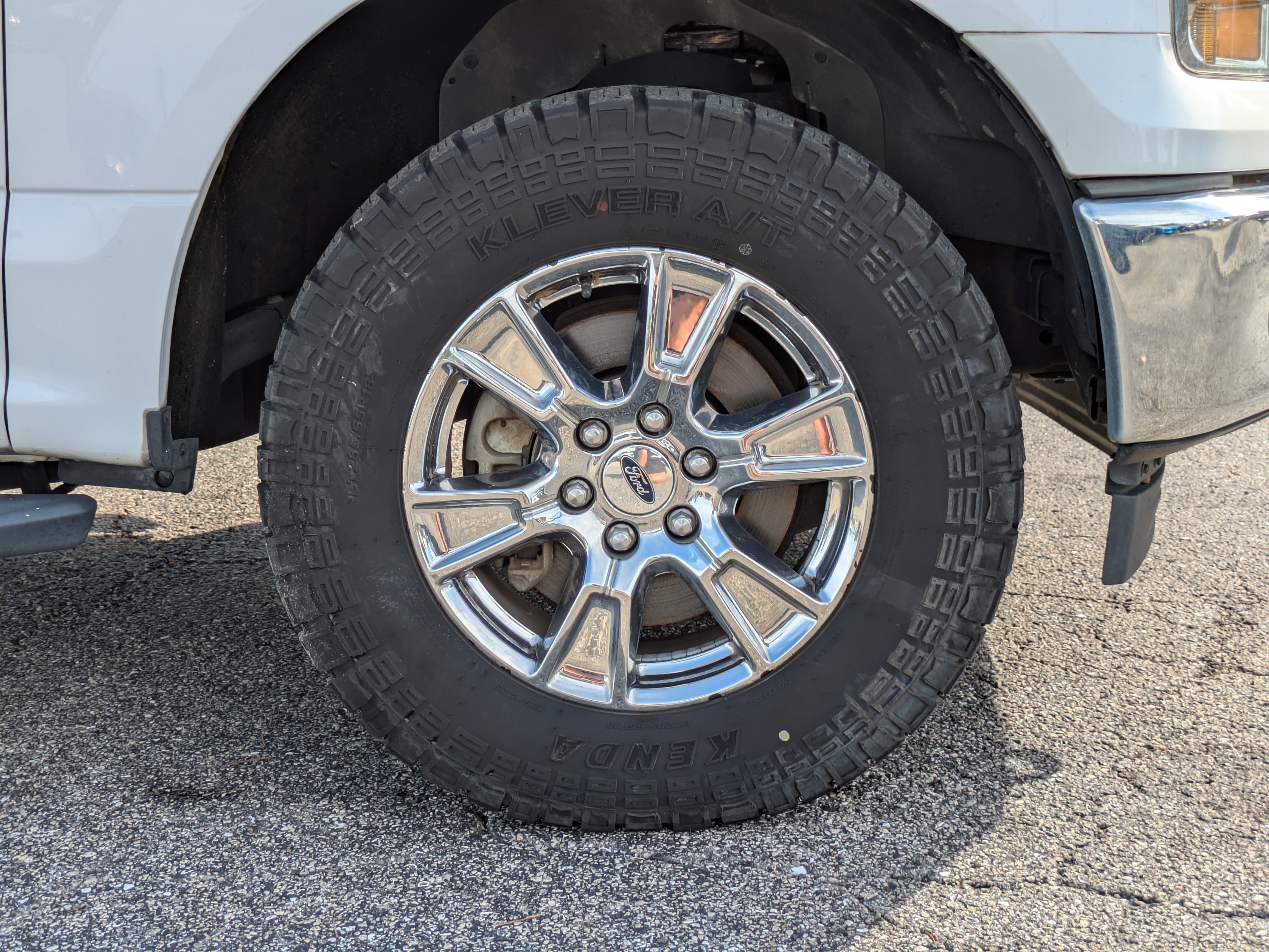 Used 2017 Ford F150 XLT w/ Equipment Group 302A Luxury AWD/4WD image 11