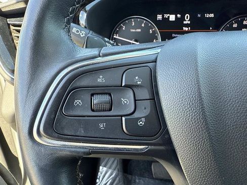 Used 2021 Buick Envision Avenir w/ Technology Package II image 17