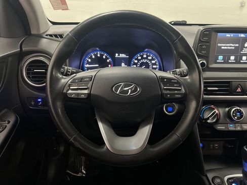 Used 2021 Hyundai Kona SEL FWD image 16