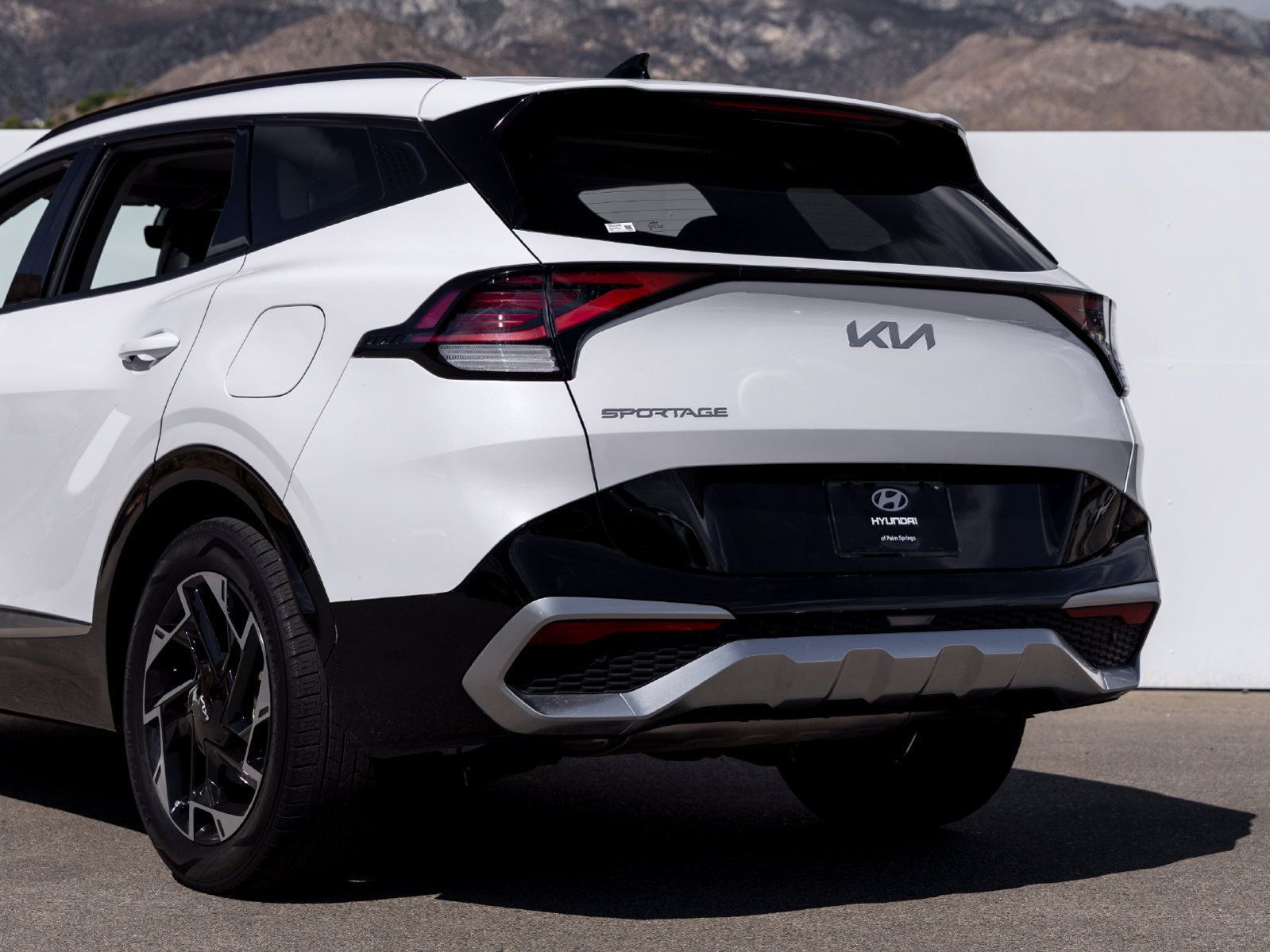 Used 2023 Kia Sportage SX FWD image 5