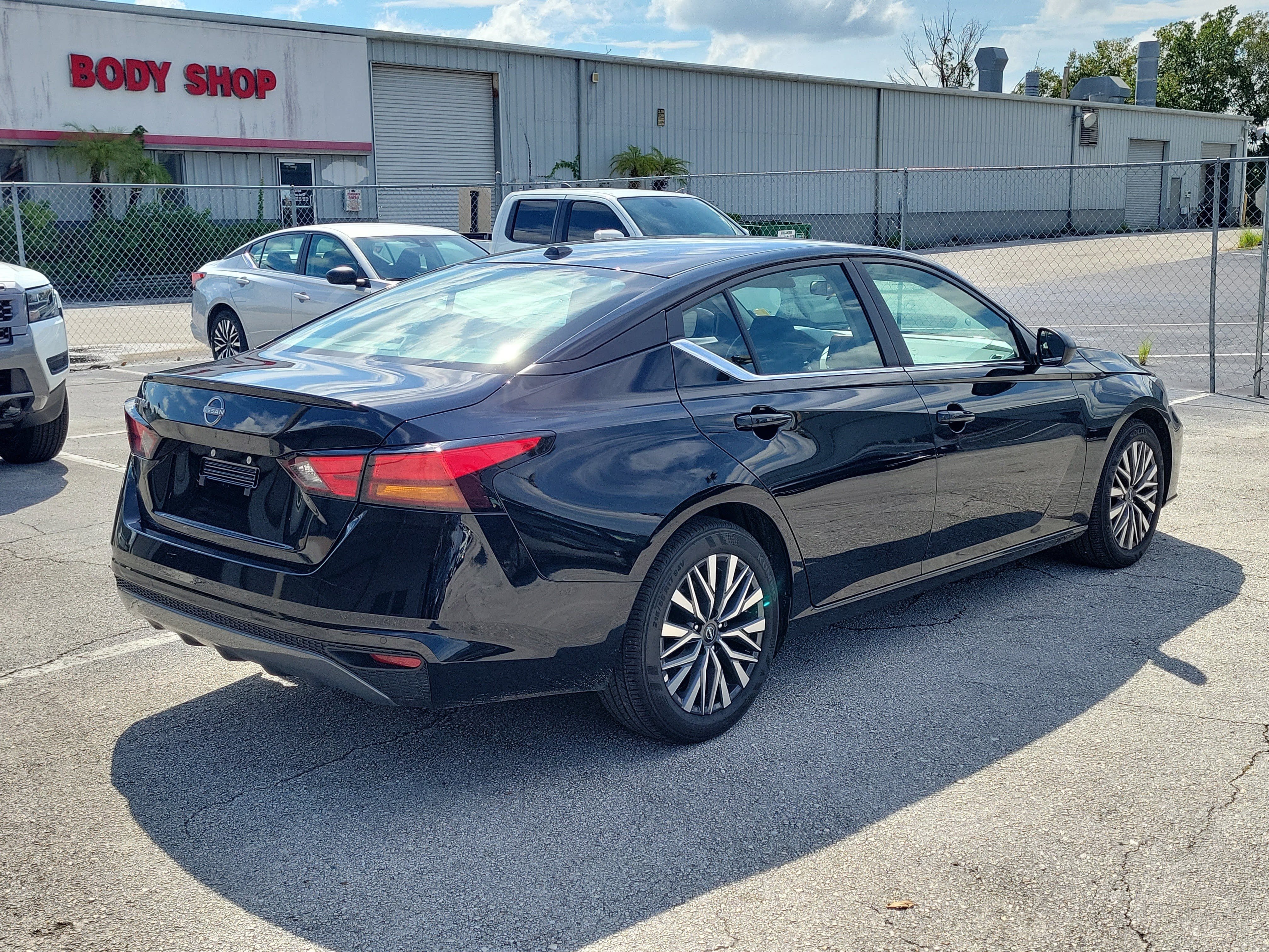 Certified 2026 Nissan Altima 2.5 SV FWD image 4