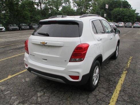 Used 2019 Chevrolet Trax LT w/ LT Convenience Package AWD/4WD image 3