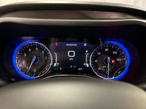 New 2026 Chrysler Voyager LX image 14