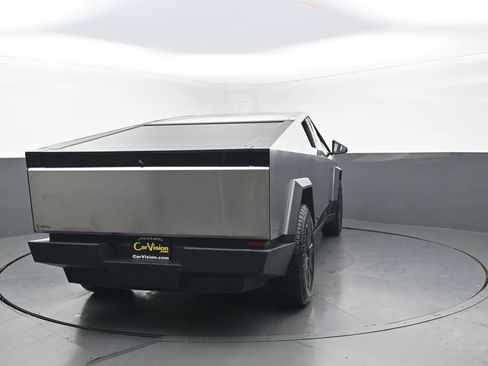 Used 2024 Tesla Cybertruck AWD Crew Cab image 7