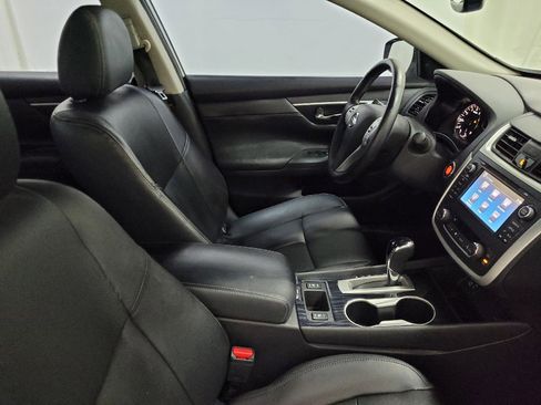 Used 2017 Nissan Altima 2.5 SL w/ 2.5 Technology Package image 21