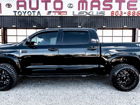 Used 2020 Toyota Tundra Limited w/ Limited Premium Package AWD/4WD image 2