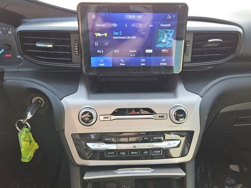 Used 2021 Ford Explorer 2WD image 8