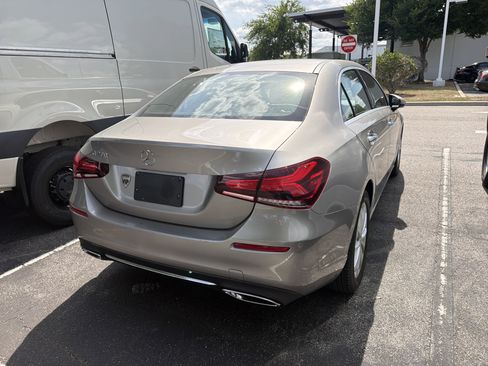 Used 2021 Mercedes-Benz A 220 image 2
