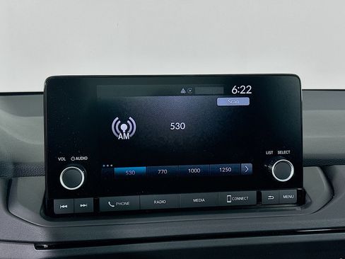 Used 2025 Honda Accord SE image 19