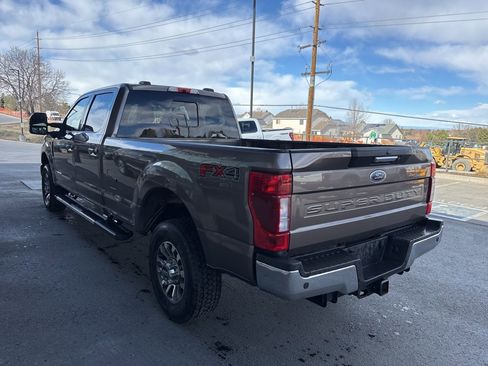 Used 2022 Ford F350 Lariat w/ Lariat Value Package image 6