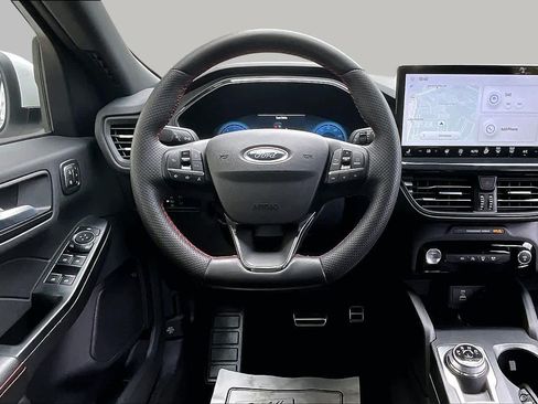 Used 2023 Ford Escape ST-Line Select w/ Tech Pack #2 AWD/4WD image 6