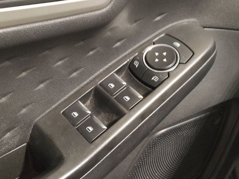 Used 2020 Ford Escape SE FWD image 27