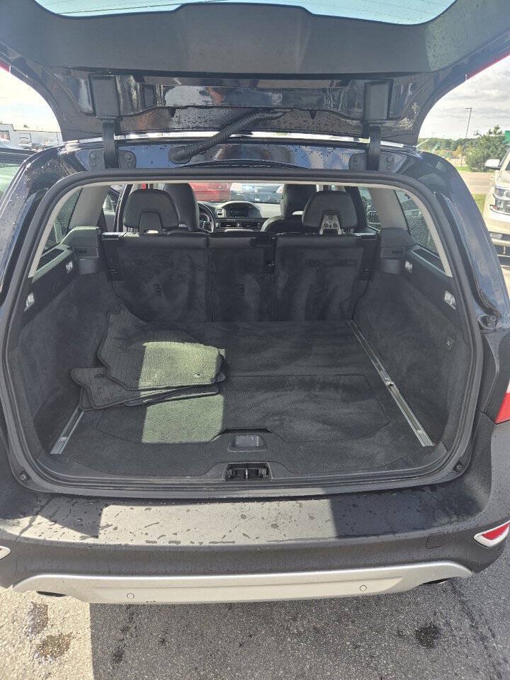 Used 2013 Volvo XC70 T6 AWD/4WD image 15