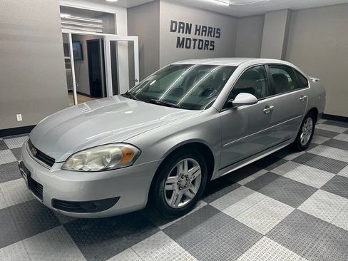 Used 2011 Chevrolet Impala LT w/ Luxury Edition Package image 2