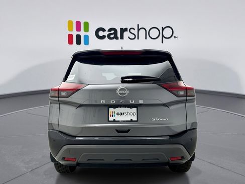 Used 2023 Nissan Rogue SV w/ SV Premium B Package image 4