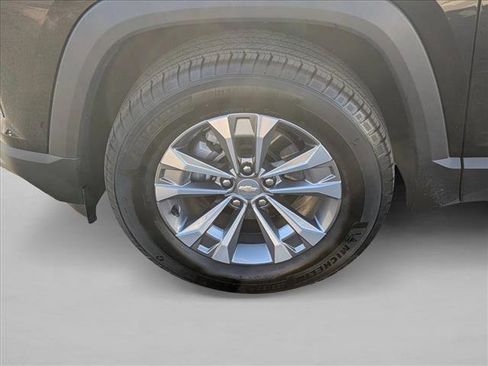 Used 2025 Chevrolet Equinox LT image 22