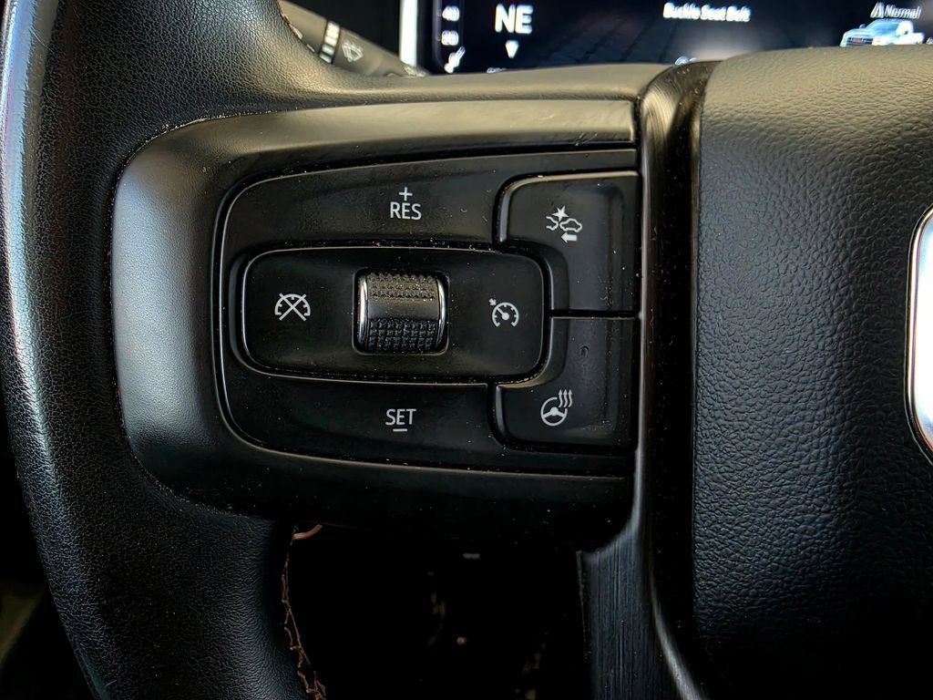 Used 2024 GMC Sierra 2500 AT4 w/ AT4 Premium Plus Package AWD/4WD image 38