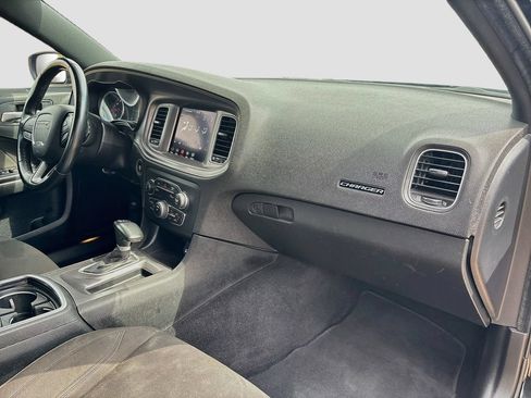 Used 2023 Dodge Charger SXT RWD image 28