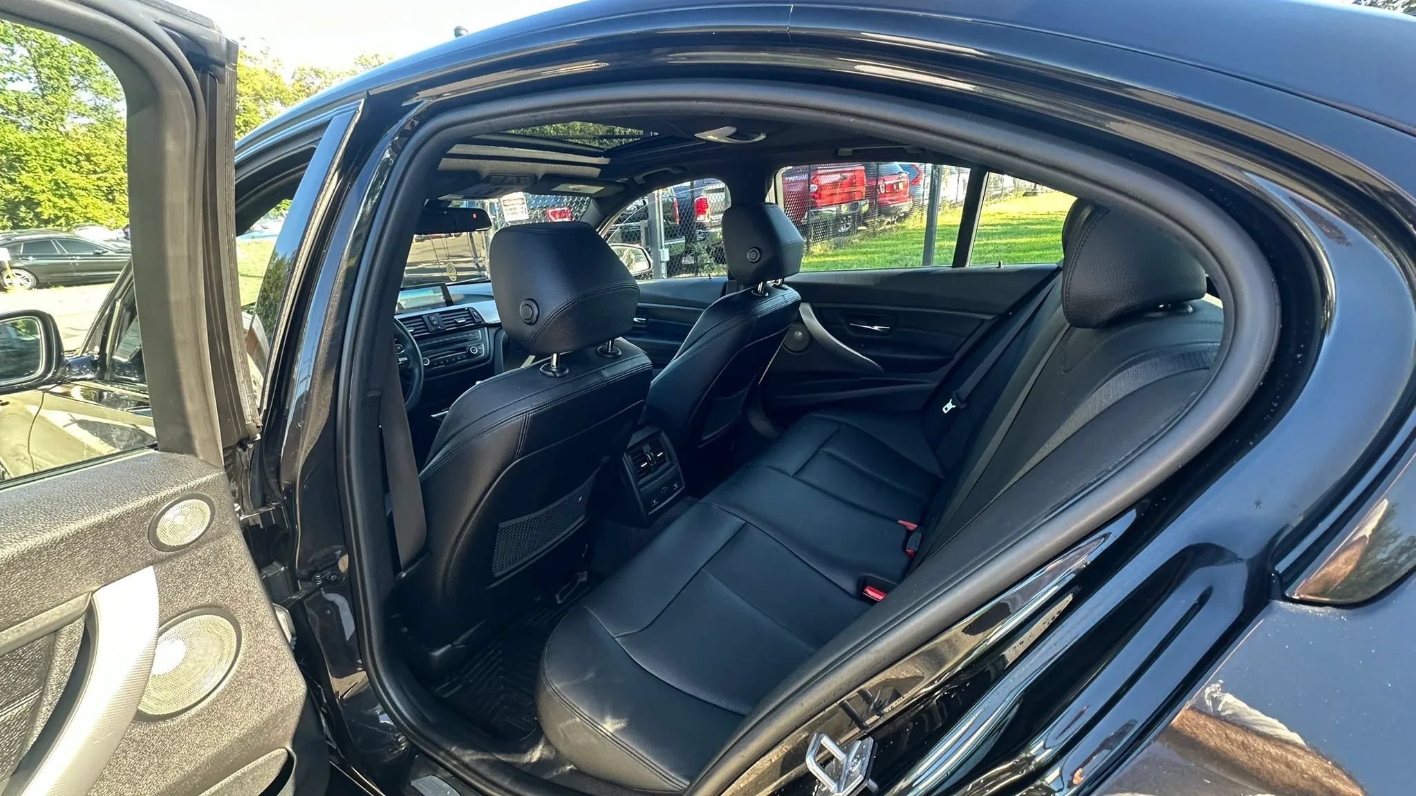 Used 2013 BMW 335i xDrive Sedan AWD/4WD image 27