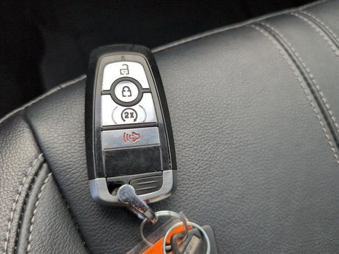 Used 2019 Ford Ranger Lariat w/ Equipment Group 501A Mid image 16