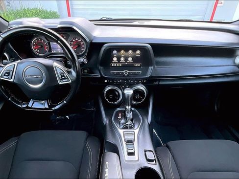 Used 2019 Chevrolet Camaro LT w/ LPO, Camaro Logo Package RWD image 7