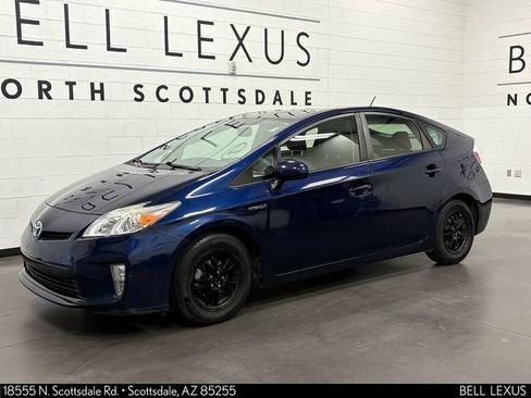 Used 2014 Toyota Prius Four FWD image 7
