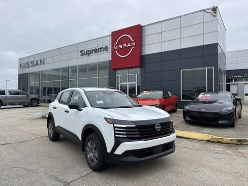 New 2026 Nissan Kicks S image 1