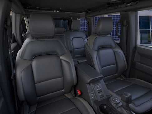 New 2025 Ford Bronco Outer Banks image 11