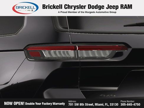 New 2025 Jeep Grand Cherokee L Summit w/ Obsidian Package image 12