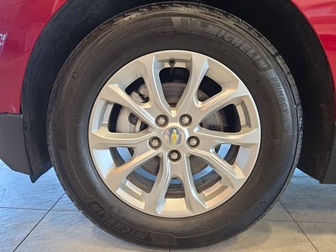 Used 2021 Chevrolet Equinox LT FWD image 13