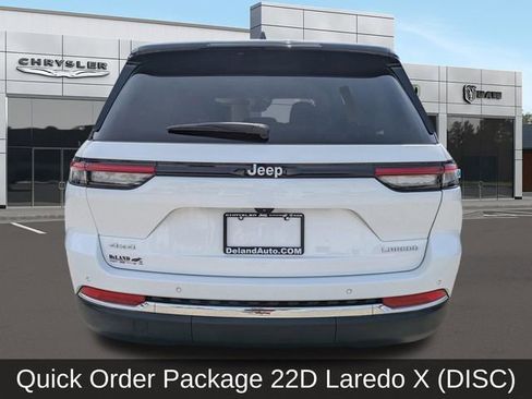 Used 2024 Jeep Grand Cherokee Laredo X w/ Luxury Tech Group I AWD/4WD image 4