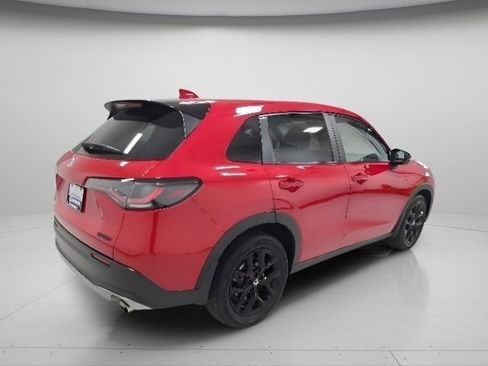 Certified 2024 Honda HR-V Sport image 11