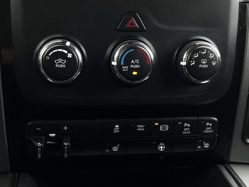 Used 2018 RAM 2500 Lone Star w/ Sport Appearance Group AWD/4WD image 20