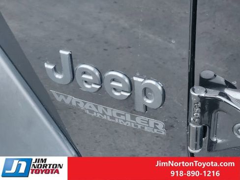 Used 2020 Jeep Wrangler Unlimited Sport image 12