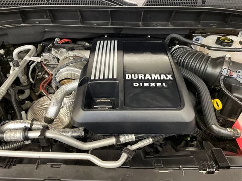 Used 2024 GMC Sierra 1500 AT4 w/ Technology Package AWD/4WD image 30